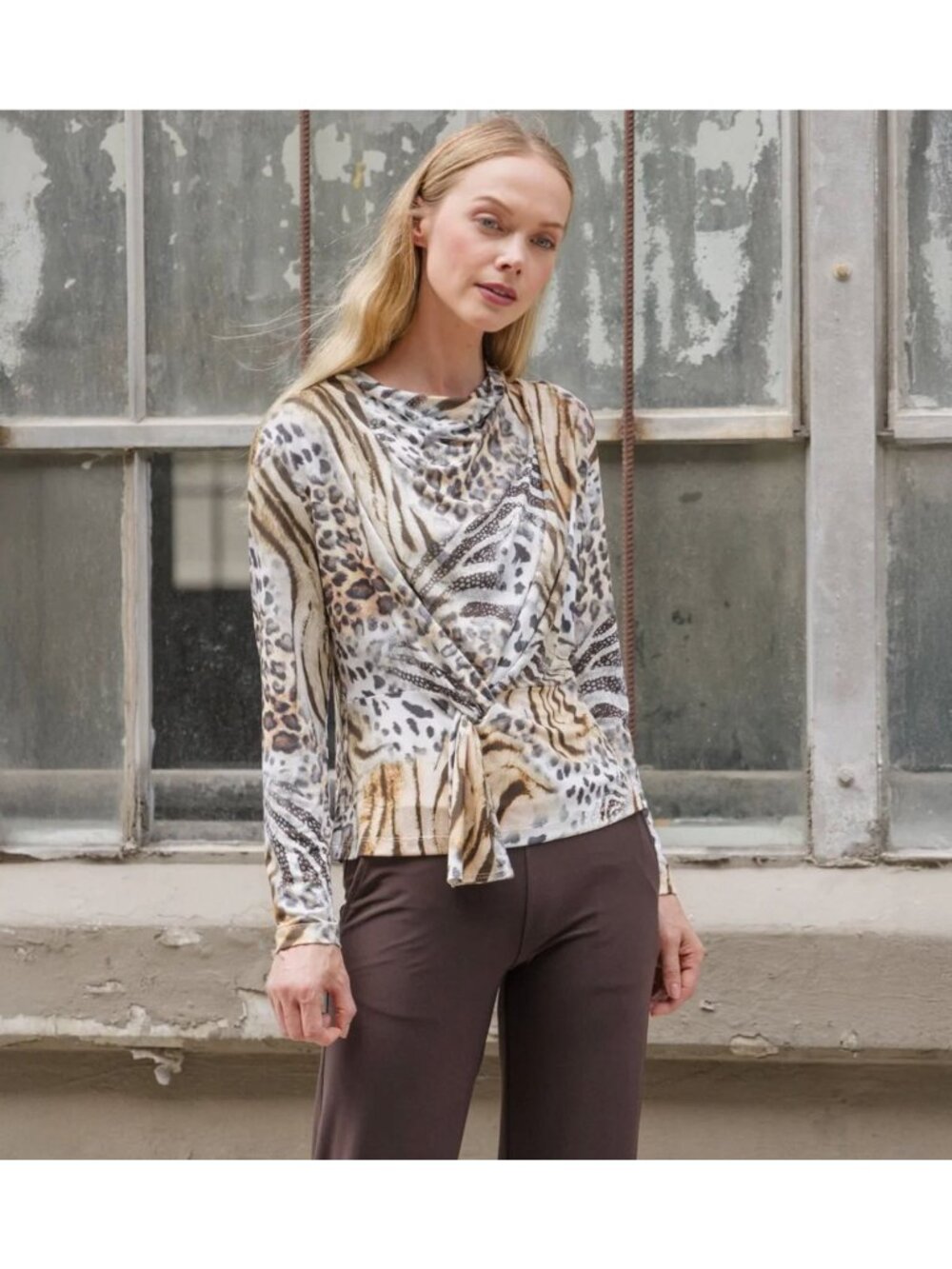 Clara SunWoo Animal Long Sleeve Loop Front Top Cheetah Stripe Shirt Blouse S